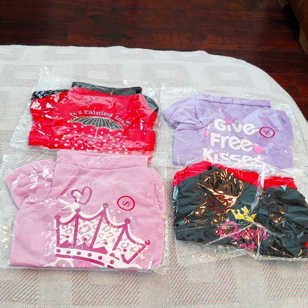 Yikeyyo New Selection of four little girl puppy oufits size small